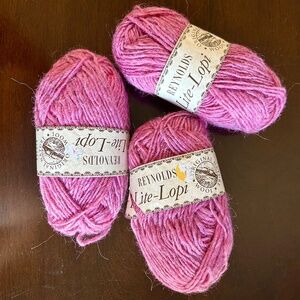 Pink Reynolds Lite-Lopi Wool Yarn, Color 1412, Lot 0471